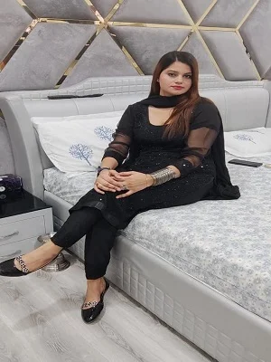 Call Girl in Adarsh Nagar